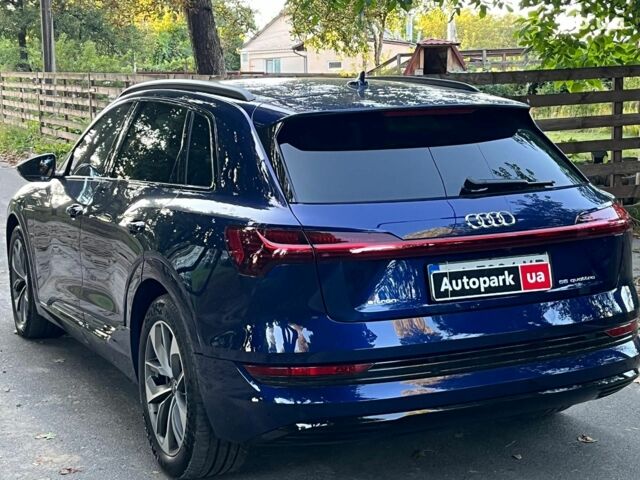 Синий Ауди E-Tron, объемом двигателя 0 л и пробегом 69 тыс. км за 35990 $, фото 9 на Automoto.ua