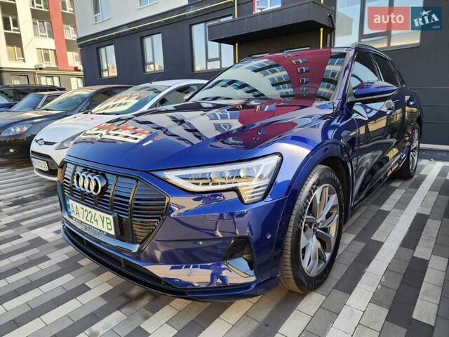 Синий Ауди E-Tron, объемом двигателя 0 л и пробегом 69 тыс. км за 38000 $, фото 142 на Automoto.ua