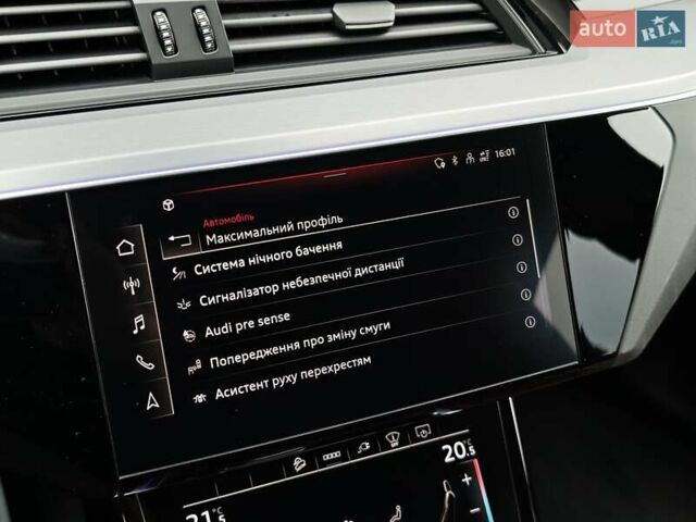 Синій Ауді E-Tron, об'ємом двигуна 0 л та пробігом 35 тис. км за 49899 $, фото 66 на Automoto.ua