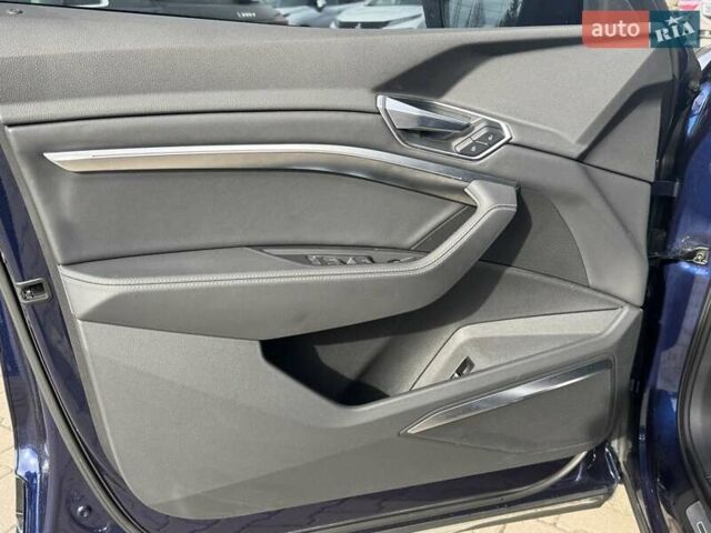 Синий Ауди E-Tron, объемом двигателя 0 л и пробегом 88 тыс. км за 36000 $, фото 10 на Automoto.ua