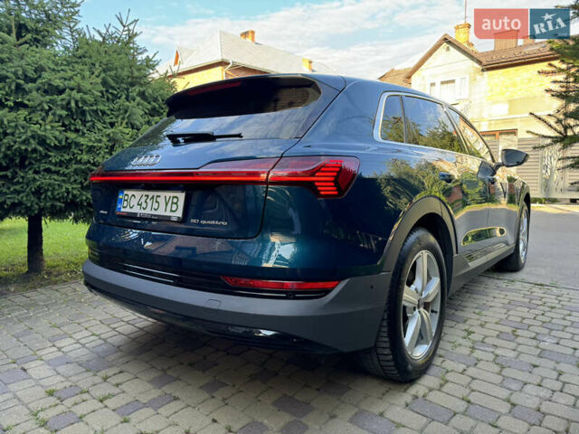 Синій Ауді E-Tron, об'ємом двигуна 0 л та пробігом 58 тис. км за 31500 $, фото 4 на Automoto.ua