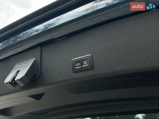 Синій Ауді E-Tron, об'ємом двигуна 0 л та пробігом 75 тис. км за 35900 $, фото 84 на Automoto.ua