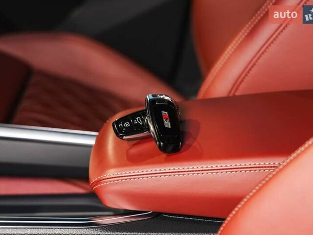 Синій Ауді E-Tron, об'ємом двигуна 0 л та пробігом 33 тис. км за 49899 $, фото 51 на Automoto.ua