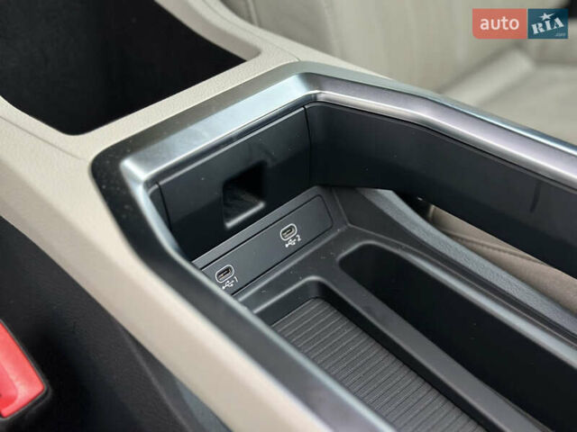Синій Ауді E-Tron, об'ємом двигуна 0 л та пробігом 75 тис. км за 35900 $, фото 53 на Automoto.ua