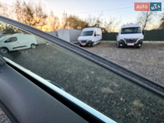 Синий Ауди E-Tron, объемом двигателя 0 л и пробегом 44 тыс. км за 46600 $, фото 37 на Automoto.ua