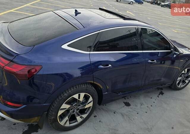 Синій Ауді E-Tron, об'ємом двигуна 0 л та пробігом 40 тис. км за 38500 $, фото 3 на Automoto.ua