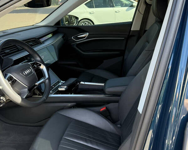 Синій Ауді E-Tron, об'ємом двигуна 0 л та пробігом 47 тис. км за 33000 $, фото 22 на Automoto.ua