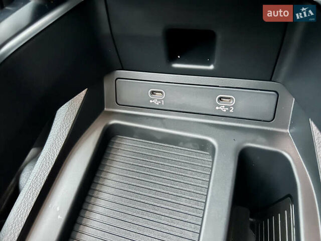 Синий Ауди E-Tron, объемом двигателя 0 л и пробегом 94 тыс. км за 34900 $, фото 28 на Automoto.ua