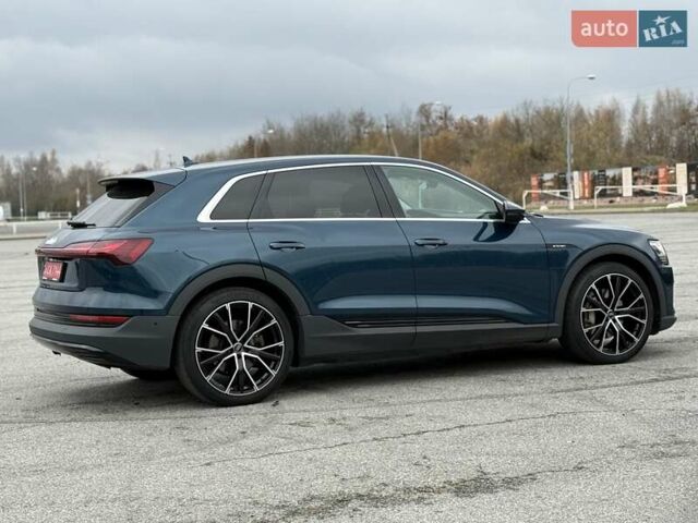 Синий Ауди E-Tron, объемом двигателя 0 л и пробегом 69 тыс. км за 33300 $, фото 10 на Automoto.ua