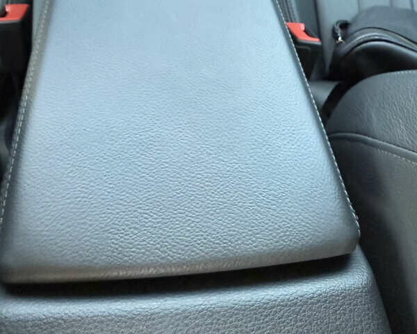 Синій Ауді E-Tron, об'ємом двигуна 0 л та пробігом 47 тис. км за 33000 $, фото 26 на Automoto.ua