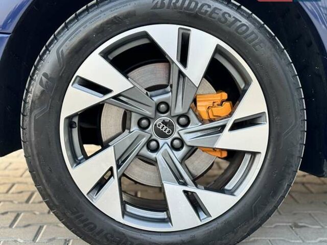 Синий Ауди E-Tron, объемом двигателя 0 л и пробегом 52 тыс. км за 37500 $, фото 113 на Automoto.ua