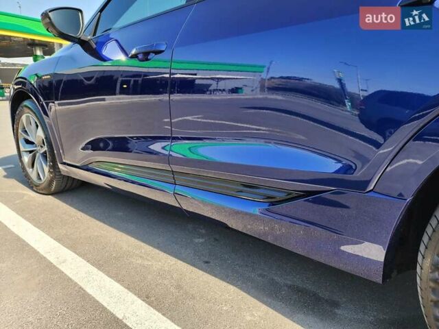 Синий Ауди E-Tron, объемом двигателя 0 л и пробегом 69 тыс. км за 38000 $, фото 23 на Automoto.ua