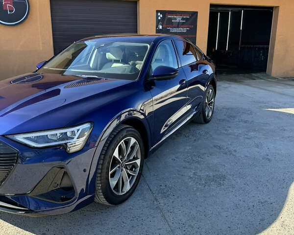 Синий Ауди E-Tron, объемом двигателя 0 л и пробегом 46 тыс. км за 35900 $, фото 34 на Automoto.ua