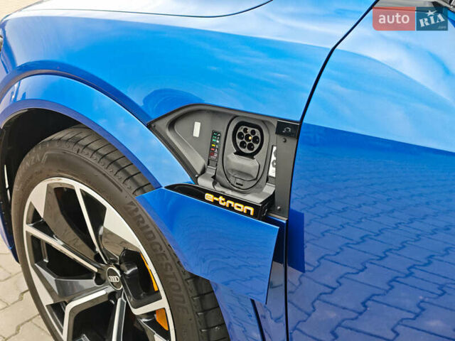 Синій Ауді E-Tron, об'ємом двигуна 0 л та пробігом 35 тис. км за 49899 $, фото 18 на Automoto.ua