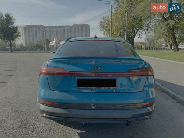 Синий Ауди E-Tron, объемом двигателя 0 л и пробегом 55 тыс. км за 54000 $, фото 6 на Automoto.ua
