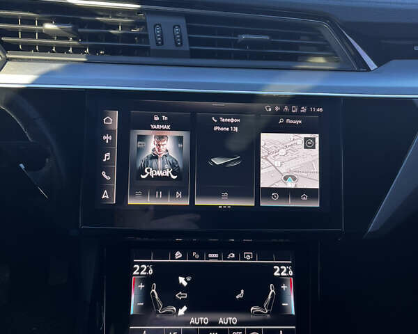Синій Ауді E-Tron, об'ємом двигуна 0 л та пробігом 82 тис. км за 34800 $, фото 15 на Automoto.ua