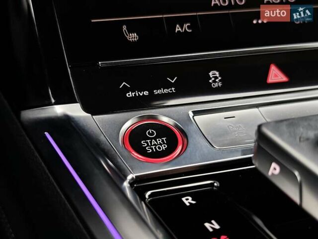 Синій Ауді E-Tron, об'ємом двигуна 0 л та пробігом 35 тис. км за 49899 $, фото 46 на Automoto.ua