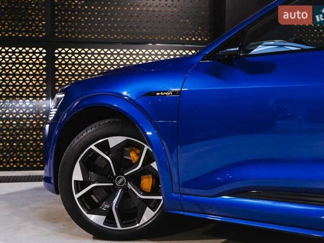Синій Ауді E-Tron, об'ємом двигуна 0 л та пробігом 33 тис. км за 49899 $, фото 19 на Automoto.ua