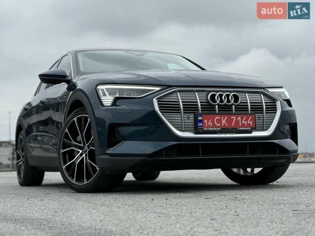 Синий Ауди E-Tron, объемом двигателя 0 л и пробегом 69 тыс. км за 33300 $, фото 16 на Automoto.ua