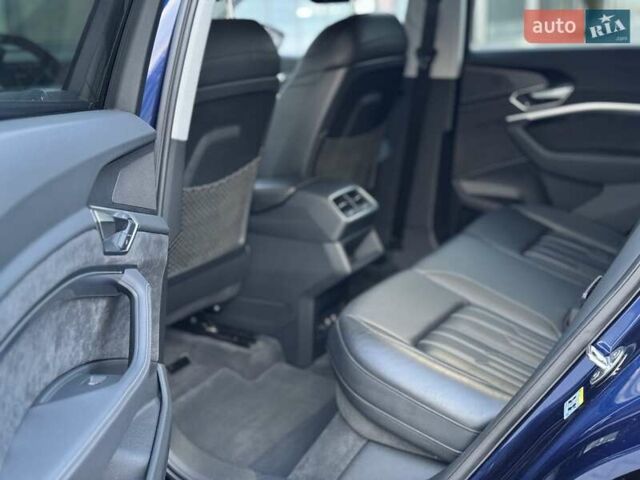 Синий Ауди E-Tron, объемом двигателя 0 л и пробегом 52 тыс. км за 37500 $, фото 93 на Automoto.ua