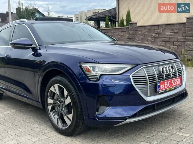Синій Ауді E-Tron, об'ємом двигуна 0 л та пробігом 46 тис. км за 29900 $, фото 1 на Automoto.ua