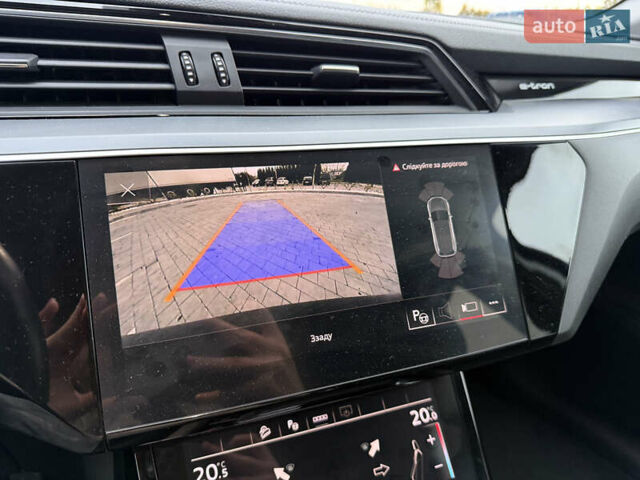Синій Ауді E-Tron, об'ємом двигуна 0 л та пробігом 67 тис. км за 33900 $, фото 9 на Automoto.ua