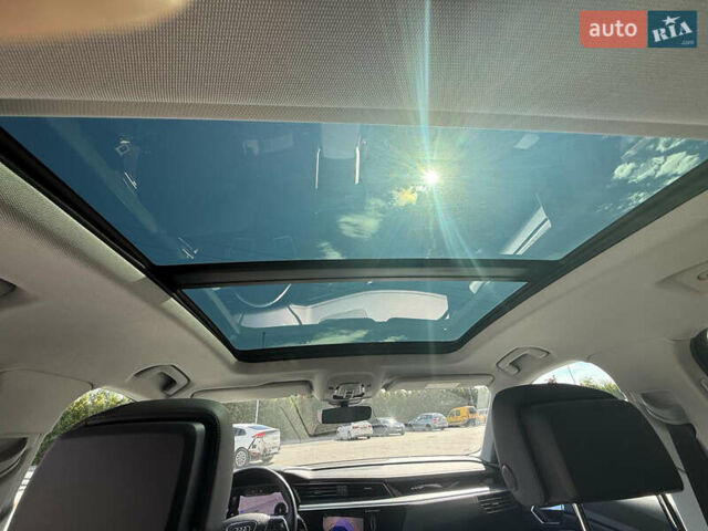 Синій Ауді E-Tron, об'ємом двигуна 0 л та пробігом 67 тис. км за 33900 $, фото 11 на Automoto.ua