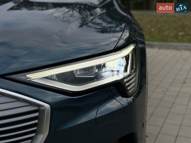 Синій Ауді E-Tron, об'ємом двигуна 0 л та пробігом 75 тис. км за 35900 $, фото 100 на Automoto.ua