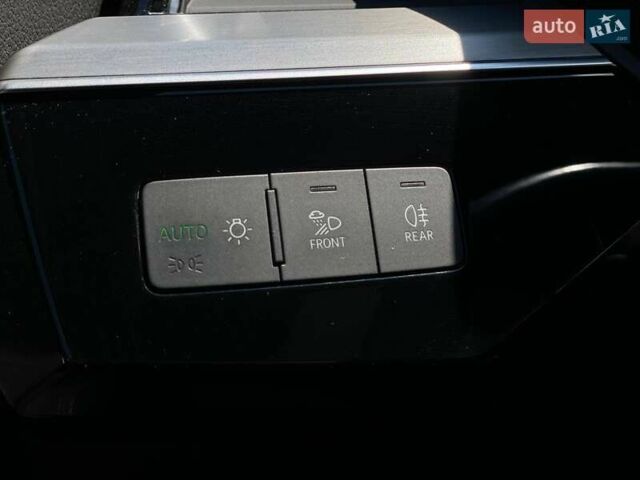 Синий Ауди E-Tron, объемом двигателя 0 л и пробегом 72 тыс. км за 42390 $, фото 30 на Automoto.ua