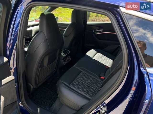 Синий Ауди E-Tron, объемом двигателя 0 л и пробегом 72 тыс. км за 42390 $, фото 16 на Automoto.ua