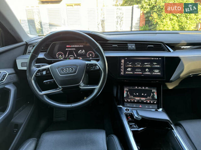 Синій Ауді E-Tron, об'ємом двигуна 0 л та пробігом 58 тис. км за 31500 $, фото 17 на Automoto.ua