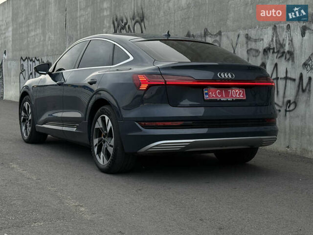 Ауді E-Tron 2021 у Львові на Automoto.ua Синій Ауді E-Tron, об'ємом двигуна 0 л та пробігом 73 тис. км за 38520 $, фото 11 на Automoto.ua