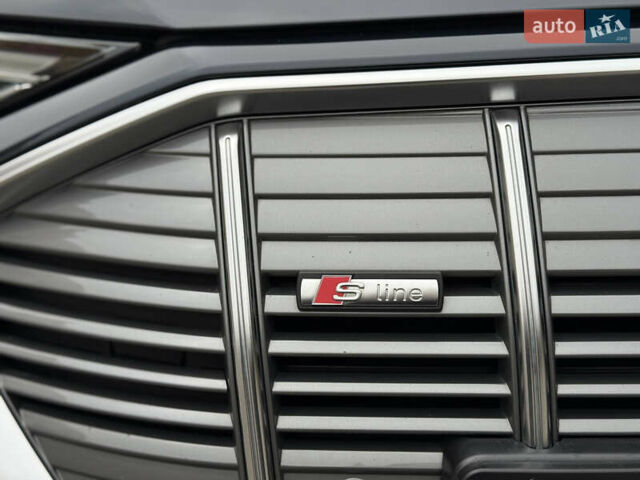 Ауди E-Tron 2021 в Тернополе на Automoto.ua Синий Ауди E-Tron, объемом двигателя 0 л и пробегом 139 тыс. км за 31000 $, фото 18 на Automoto.ua