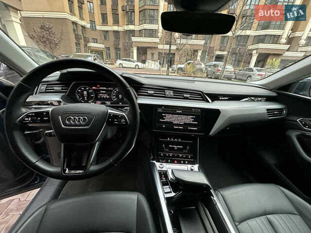 Синий Ауди E-Tron, объемом двигателя 0 л и пробегом 73 тыс. км за 34900 $, фото 29 на Automoto.ua