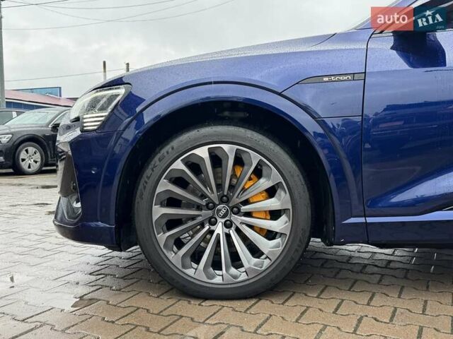 Синій Ауді E-Tron, об'ємом двигуна 0 л та пробігом 136 тис. км за 33900 $, фото 5 на Automoto.ua