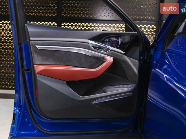 Синій Ауді E-Tron, об'ємом двигуна 0 л та пробігом 33 тис. км за 49899 $, фото 26 на Automoto.ua
