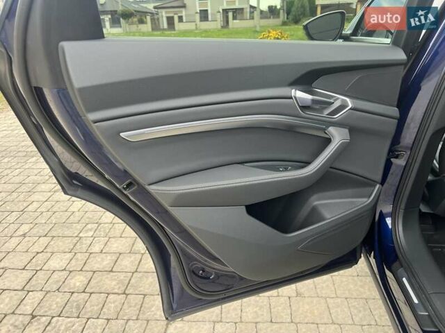 Синій Ауді E-Tron, об'ємом двигуна 0 л та пробігом 46 тис. км за 29900 $, фото 22 на Automoto.ua