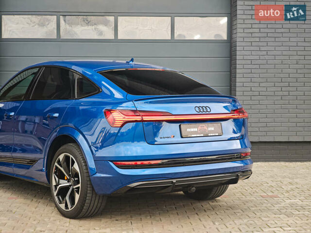Синій Ауді E-Tron, об'ємом двигуна 0 л та пробігом 35 тис. км за 49899 $, фото 5 на Automoto.ua
