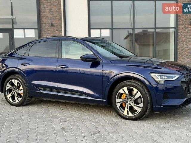 Синий Ауди E-Tron, объемом двигателя 0 л и пробегом 52 тыс. км за 37500 $, фото 31 на Automoto.ua