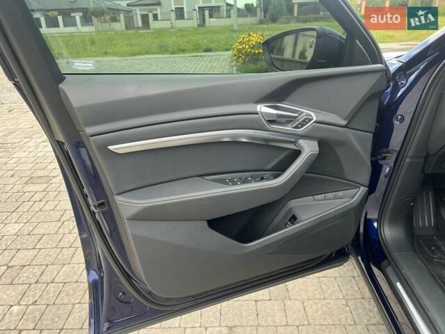 Синій Ауді E-Tron, об'ємом двигуна 0 л та пробігом 46 тис. км за 29900 $, фото 21 на Automoto.ua