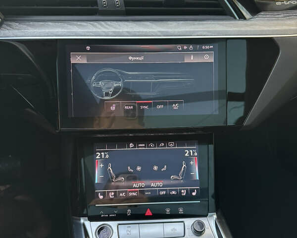 Синий Ауди E-Tron, объемом двигателя 0 л и пробегом 58 тыс. км за 40500 $, фото 54 на Automoto.ua