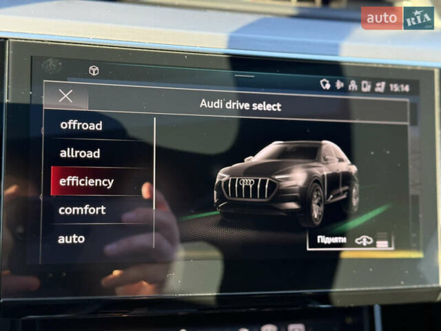 Синий Ауди E-Tron, объемом двигателя 0 л и пробегом 98 тыс. км за 30990 $, фото 31 на Automoto.ua