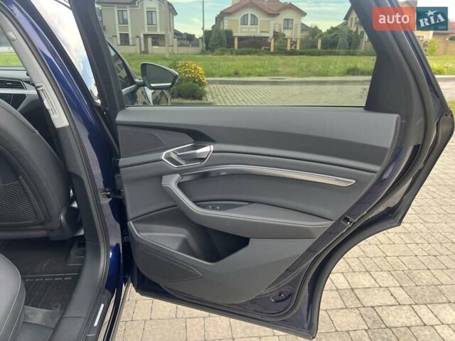 Синій Ауді E-Tron, об'ємом двигуна 0 л та пробігом 46 тис. км за 29900 $, фото 20 на Automoto.ua