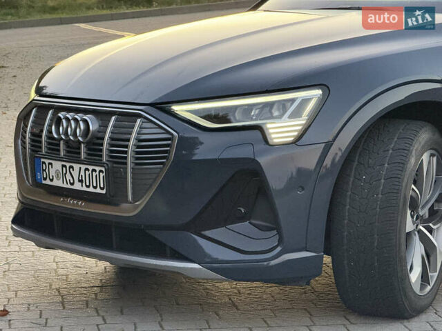 Ауді E-Tron 2021 у Львові на Automoto.ua Синій Ауді E-Tron, об'ємом двигуна 0 л та пробігом 98 тис. км за 31700 $, фото 38 на Automoto.ua