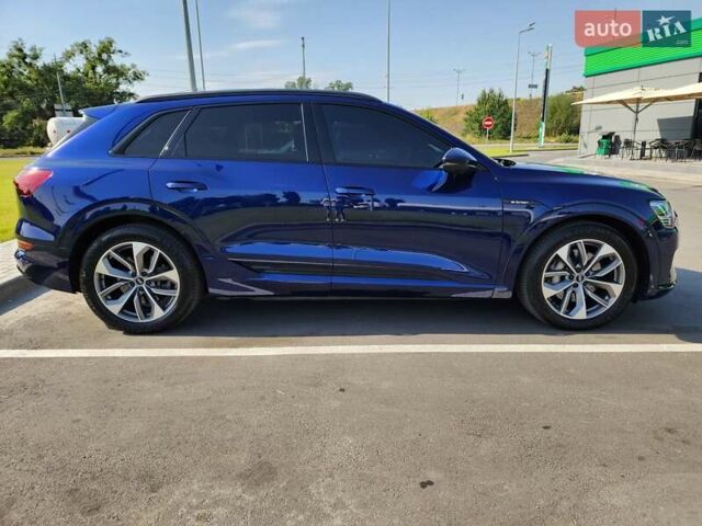 Синий Ауди E-Tron, объемом двигателя 0 л и пробегом 69 тыс. км за 38000 $, фото 4 на Automoto.ua