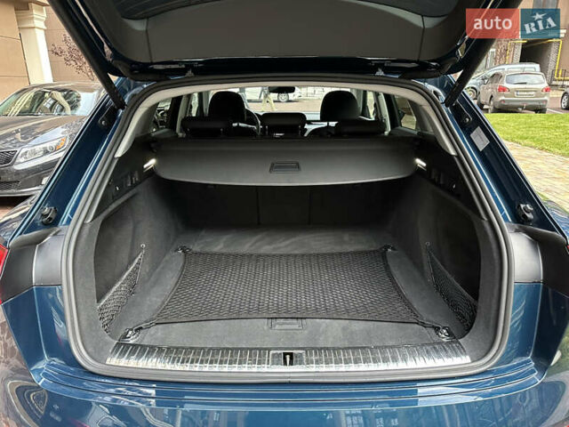 Синий Ауди E-Tron, объемом двигателя 0 л и пробегом 73 тыс. км за 34900 $, фото 25 на Automoto.ua