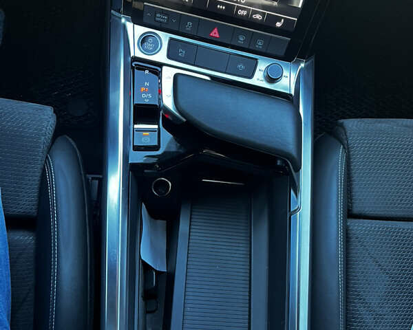 Синій Ауді E-Tron, об'ємом двигуна 0 л та пробігом 82 тис. км за 34800 $, фото 17 на Automoto.ua