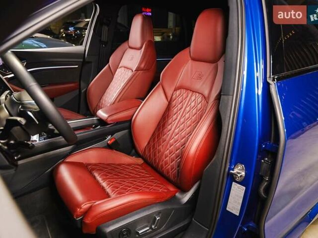 Синій Ауді E-Tron, об'ємом двигуна 0 л та пробігом 33 тис. км за 49899 $, фото 33 на Automoto.ua