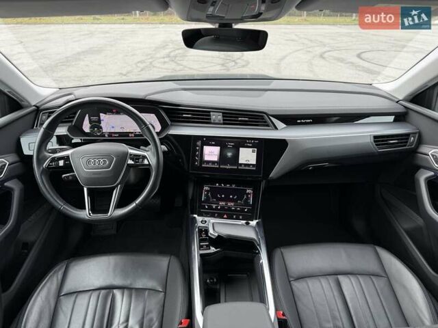 Синий Ауди E-Tron, объемом двигателя 0 л и пробегом 69 тыс. км за 33300 $, фото 39 на Automoto.ua