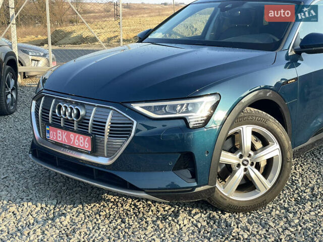 Синий Ауди E-Tron, объемом двигателя 0 л и пробегом 59 тыс. км за 34500 $, фото 4 на Automoto.ua